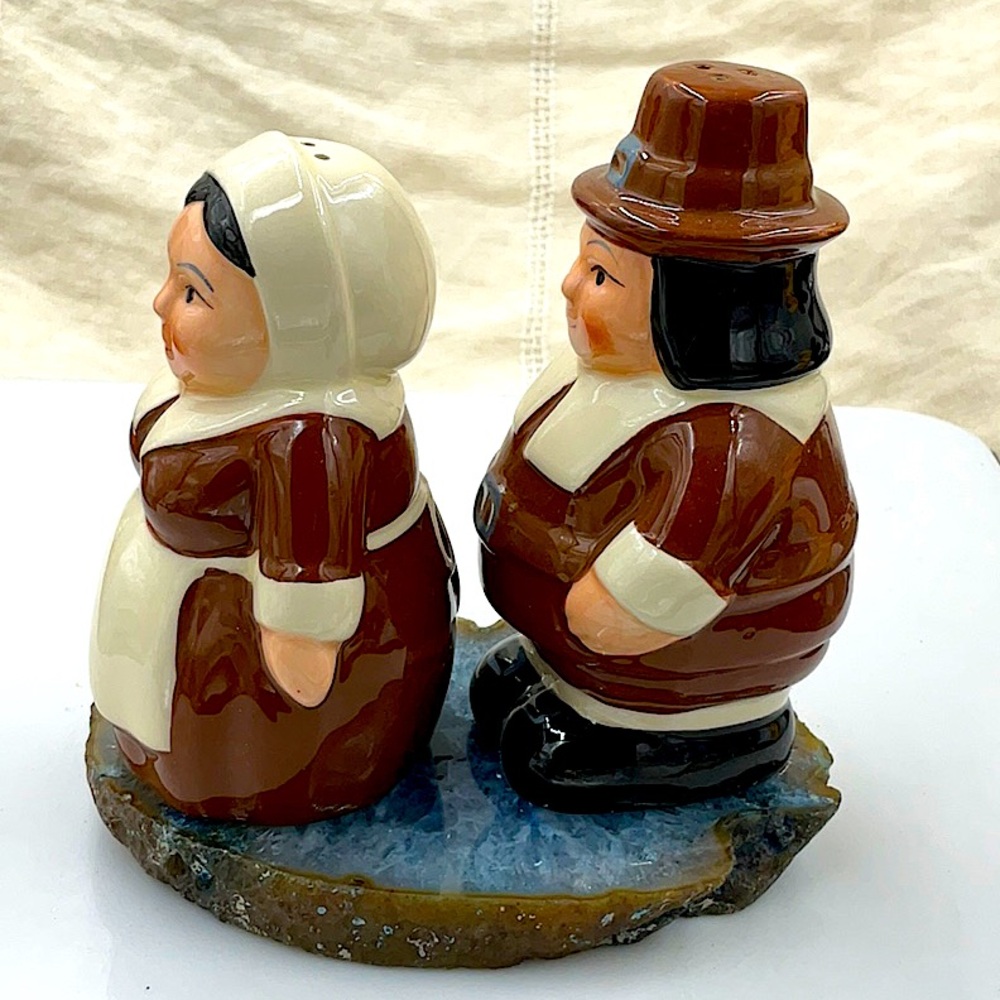 BrandNew,NeverUsed 2015 Publix Supermarkets ThePilgrimPair Salt & Pepper Shakers - Picture 4 of 7